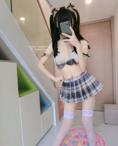 《爱丽丝梦游仙境》免费观看_国产剧免费在线观看